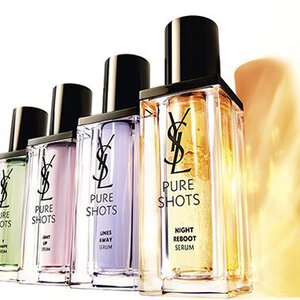 Quatre serums de soin YSL Pure Shots.