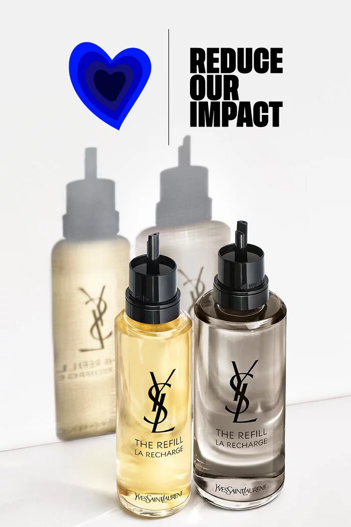 Zwei Flaschen Duft aus der YSL-Reihe "The Repell" auf einem hellen Hintergrund, begleitet von der Aufschrift "Reduce Our Impact".