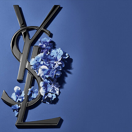 Schwarzes YSL-Logo mit blauen Blumen auf blauem Grund